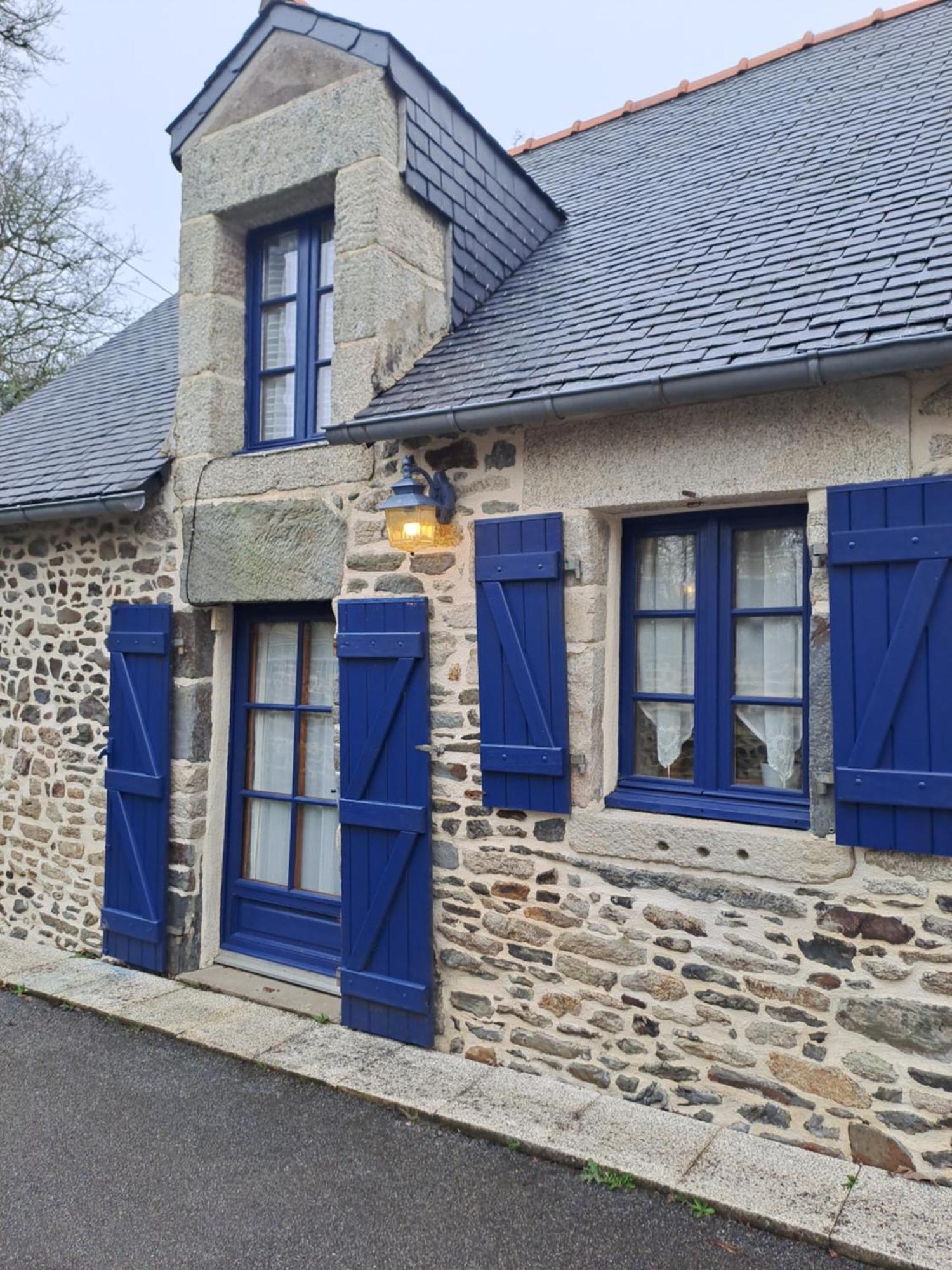Penty La Houssaye Villa Pontivy Exterior photo